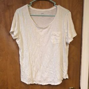 Large White Old Navy Relaxed Tee